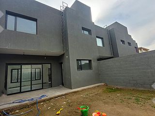 Foto 14 de VENTA COMPLEJO DE 3 DUPLEX - NEUQUEN CAPITAL