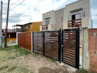 Foto 2 de Dúplex en venta - 2 Dormitorios 2 Baños - 91Mts2 - Mar del Tuyú