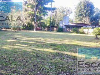 Foto 24 de Casa quinta en alquiler pileta amplio jardin amoblada