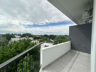 Foto 10 de Departamento en Alquiler Amoblado 1 y 37.
