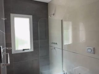 Foto 9 de Duplex moderno en barrio privado. 3 Habitaciones