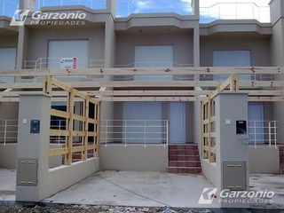 Foto 2 de PH - Rawson