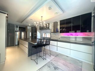 Foto 18 de Casa en venta / Alquiler la Laguna muelle playa en Barrio San Marco villanueva