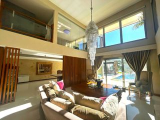 Foto 8 de Casa en venta / Alquiler la Laguna muelle playa en Barrio San Marco villanueva