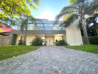 Foto 3 de Casa en venta / Alquiler la Laguna muelle playa en Barrio San Marco villanueva