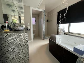 Foto 31 de Casa en venta / Alquiler la Laguna muelle playa en Barrio San Marco villanueva