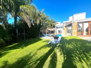 Foto 43 de Casa en venta / Alquiler la Laguna muelle playa en Barrio San Marco villanueva