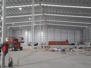 Foto 12 de Alquiler Depósito en Zarate