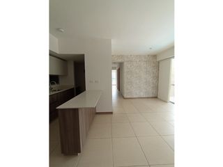 Foto 2 de Se arrienda  hermoso apartamento en  calasanz parte  baja