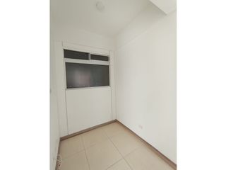Foto 6 de Se arrienda  hermoso apartamento en  calasanz parte  baja