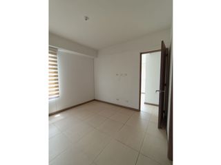 Foto 9 de Se arrienda  hermoso apartamento en  calasanz parte  baja