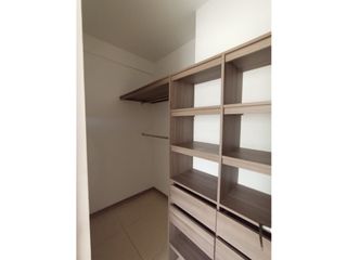 Foto 24 de Se arrienda  hermoso apartamento en  calasanz parte  baja