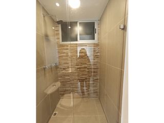 Foto 26 de Se arrienda  hermoso apartamento en  calasanz parte  baja