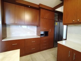 Foto 10 de Las Casas, Casa Amoblada en Renta, 180m2, 5 Habitaciones