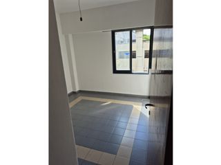Foto 2 de centro Rioja 600 1 dorm, coc separ, estar comedor, baño te: 4212256