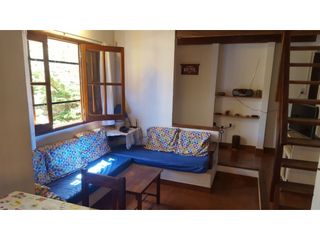 Foto 5 de CHALET EN EXCELENTE UBICACION