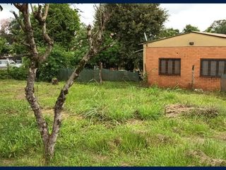 Foto 4 de VENTA de TERRENO en ESQUINA con CASA-Puerto Iguazú