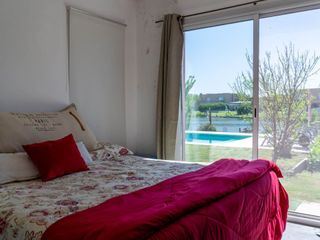 Foto 18 de VENTA CASA 5 AMB A LA LAGUNA B. EL CANTON ISLAS
