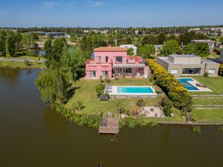 Foto 41 de VENTA CASA 5 AMB A LA LAGUNA B. EL CANTON ISLAS