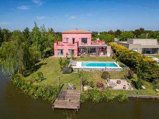 Foto 1 de VENTA CASA 5 AMB A LA LAGUNA B. EL CANTON ISLAS