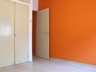 Foto 5 de VENDO!! CÃMODA CASA