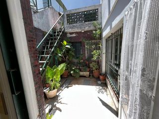 Foto 8 de Chalet 4 amb. - 2 plantas- patio y terraza- terminal nueva-