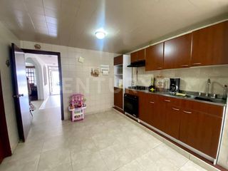 Foto 10 de Casa Duplex para Venta en Cedritos