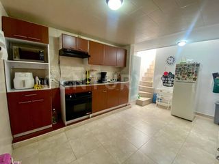 Foto 9 de Casa Duplex para Venta en Cedritos