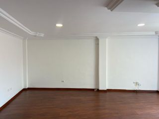Foto 7 de HERMOSO DEPARTAMENTO EN VENTA, SECTOR AV. PUMAPUNGO