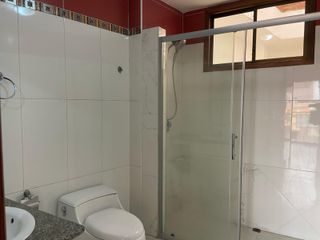 Foto 11 de HERMOSO DEPARTAMENTO EN VENTA, SECTOR AV. PUMAPUNGO