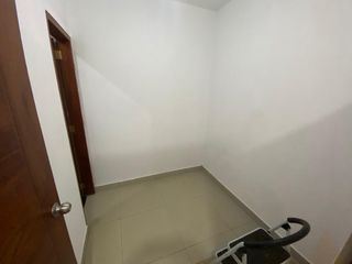 Foto 20 de SE VENDE DEPARTAMENTO CON COCHERA EN LA MOLINA