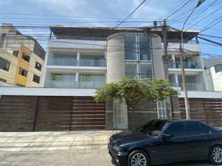 Foto 3 de SE VENDE DEPARTAMENTO CON COCHERA EN LA MOLINA