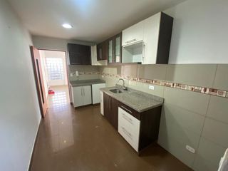 Foto 12 de SE VENDE DEPARTAMENTO CON COCHERA EN LA MOLINA