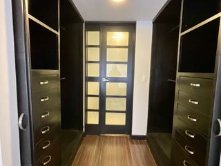 Foto 14 de En venta amplia casa de 3 niveles en Santa Bárbara, Bogotá