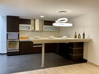 Foto 6 de En venta amplia casa de 3 niveles en Santa Bárbara, Bogotá