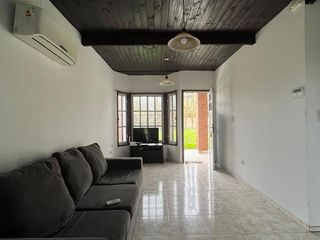 Foto 7 de Casa de tres dormitorios en Roldan pileta jardin amplia