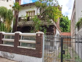 Foto 1 de Casa en Venta en Villa Devoto (lote 10m x 40m)