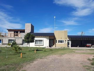 Foto 1 de Casa en venta - 3 Dormitorios 2 Baños - 5.000Mts2 - Mendoza