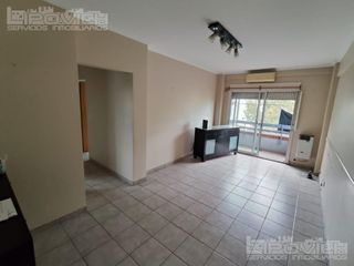 Foto 1 de Departamento en venta, 3 amb. Calderon de la Barca 1800, cochera, balcon, Monte Castro
