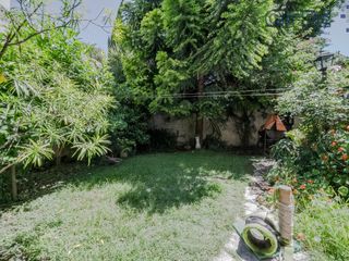 Foto 1 de Departamento en PB de 2 ambientes con quincho y jardín en Coghlan
