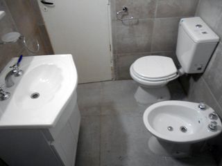 Foto 14 de Venta Departamento 3 Amb.  Pta. Baja  Frente- Ramos Mejia  Con Patio y Lavadero