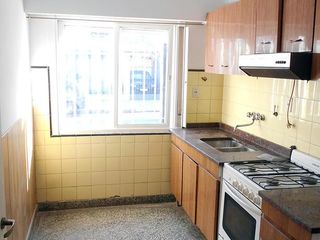 Foto 8 de Venta Departamento 3 Amb.  Pta. Baja  Frente- Ramos Mejia  Con Patio y Lavadero