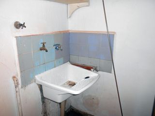 Foto 16 de Venta Departamento 3 Amb.  Pta. Baja  Frente- Ramos Mejia  Con Patio y Lavadero