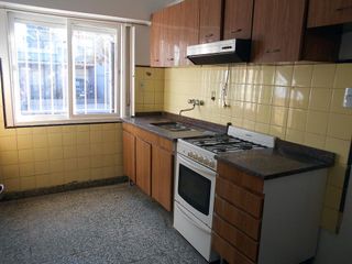 Foto 7 de Venta Departamento 3 Amb.  Pta. Baja  Frente- Ramos Mejia  Con Patio y Lavadero