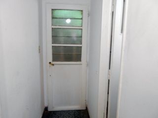 Foto 11 de Venta Departamento 3 Amb.  Pta. Baja  Frente- Ramos Mejia  Con Patio y Lavadero