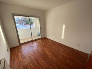 Foto 9 de Departamento de 2 ambientes en calle 3 e/ 37 y 38
