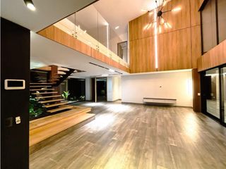 Foto 53 de Casa en Arriendo en Envigado El Escobero