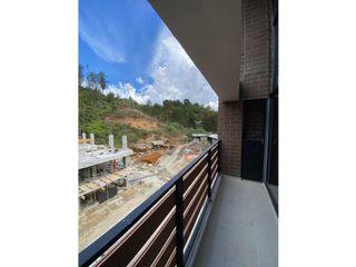 Foto 40 de Casa en Arriendo en Envigado El Escobero