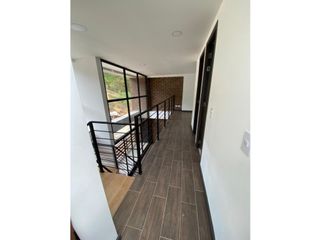 Foto 6 de Casa en Arriendo en Envigado El Escobero