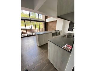 Foto 2 de Casa en Arriendo en Envigado El Escobero